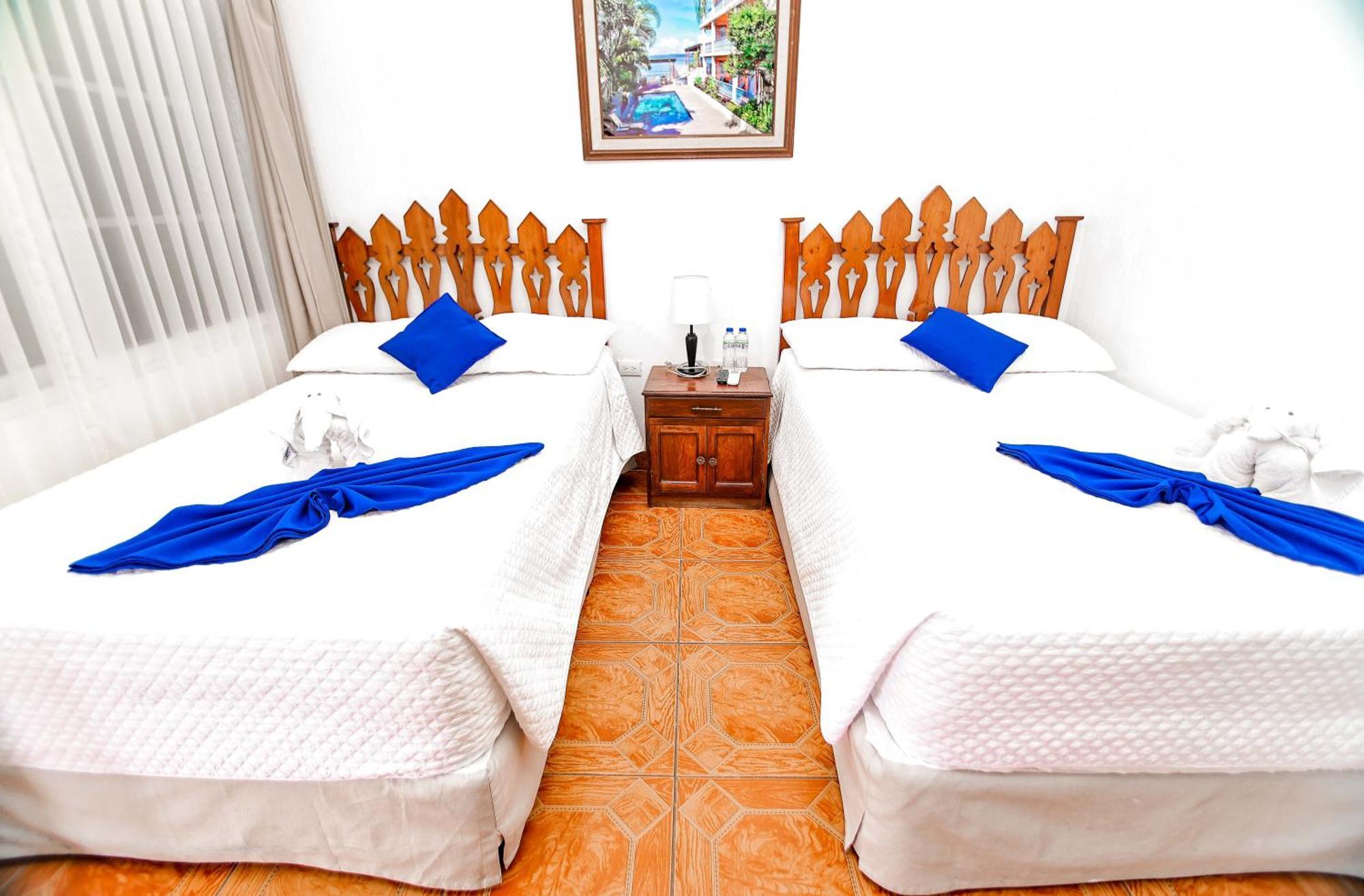 Hotel Villa Del Lago Flores Zewnętrze zdjęcie