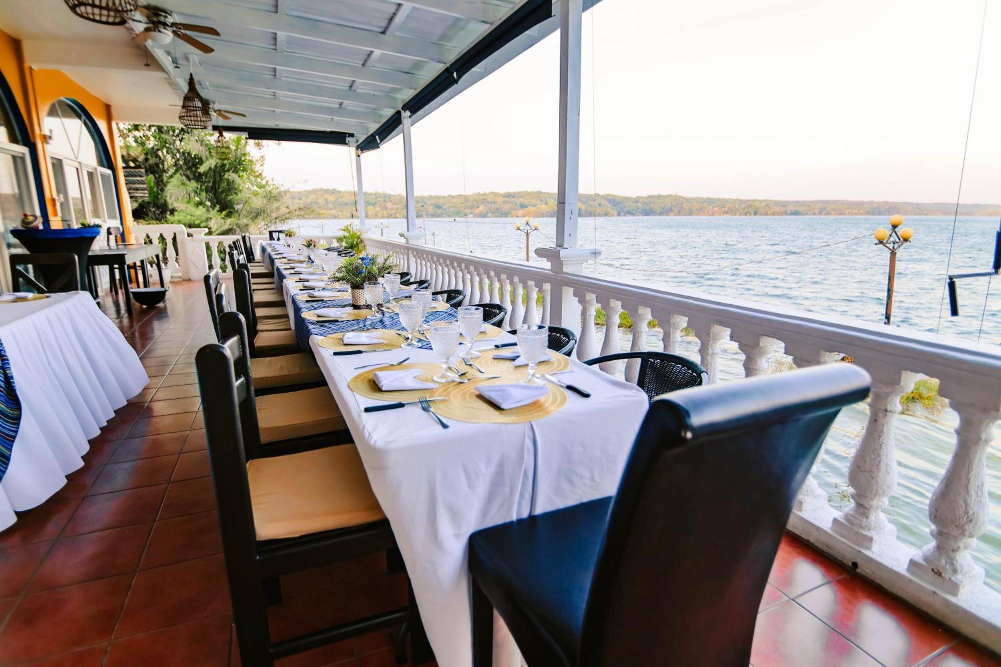 Hotel Villa Del Lago Flores Zewnętrze zdjęcie