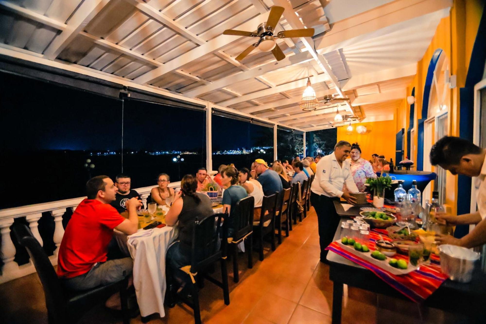 Hotel Villa Del Lago Flores Zewnętrze zdjęcie